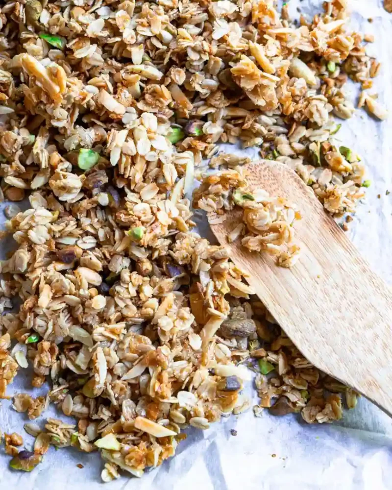 Lemon Pistachio Granola by Stillwood Kitchen - FoodSocial