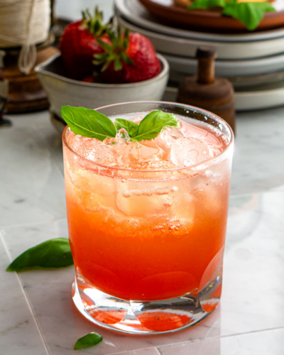 Strawberry Lemon Basil Spritzer (Mocktail)