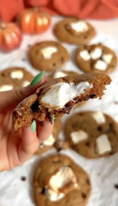 Pumpkin S’mores Cookies!