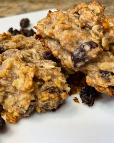 Banana Oatmeal Raisin Cookies (GF, VEGAN)