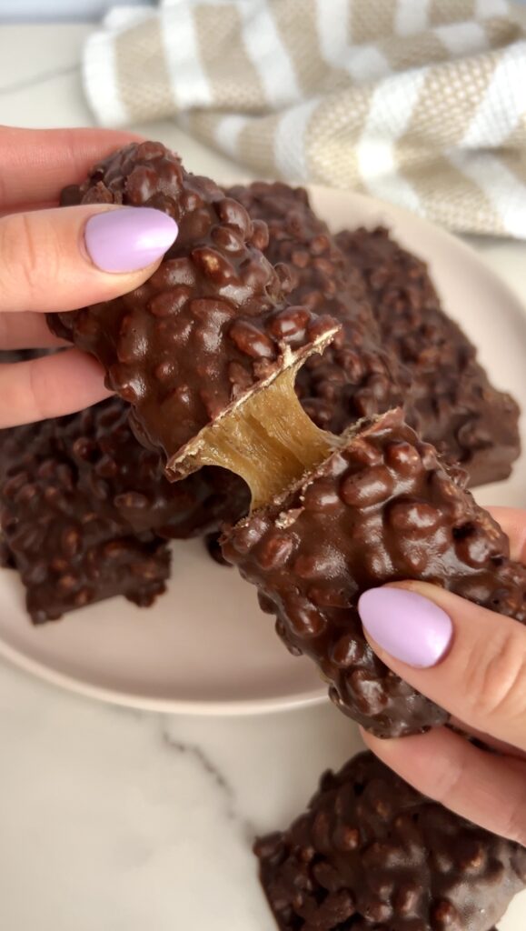 Healthier 100 Grand Bars by colleenshealthylife - FoodSocial