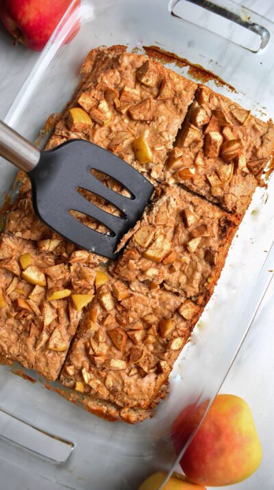 Apple Pie Baked Oatmeal