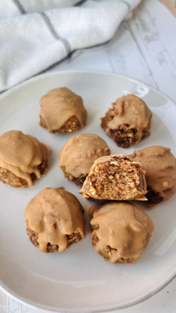 Vanilla Chai No Bake Donut Holes by hollysbestlife - FoodSocial