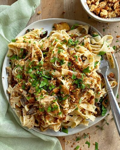 Pasta With Mushrooms & Garlicky Breadcrumbs