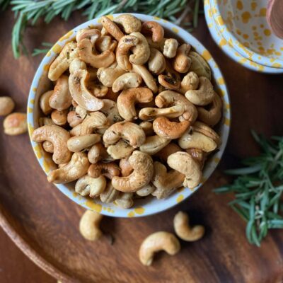 Roasted Rosemary Cashews