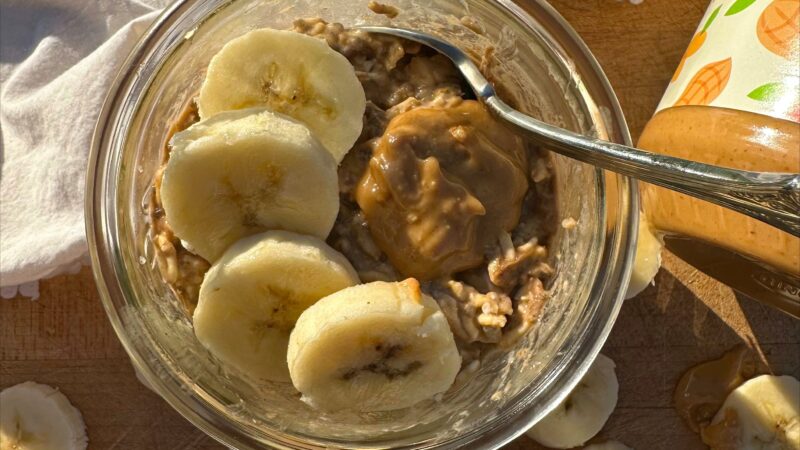 Banana Peanut Butter Overnight Oats by Goodness With G - FoodSocial