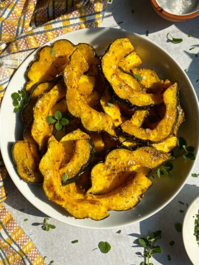 Herb Roasted Acorn Squash (Paleo, Whole30)