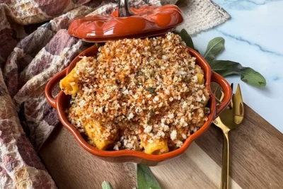 Pumpkin, Turkey & Pasta Cocotte en Fonte