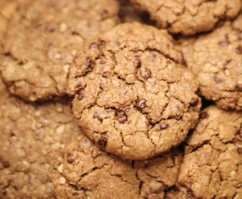 Chewy Gluten Free Oatmeal Chocolate Chip Cookies by Hikecookshare - FoodSocial