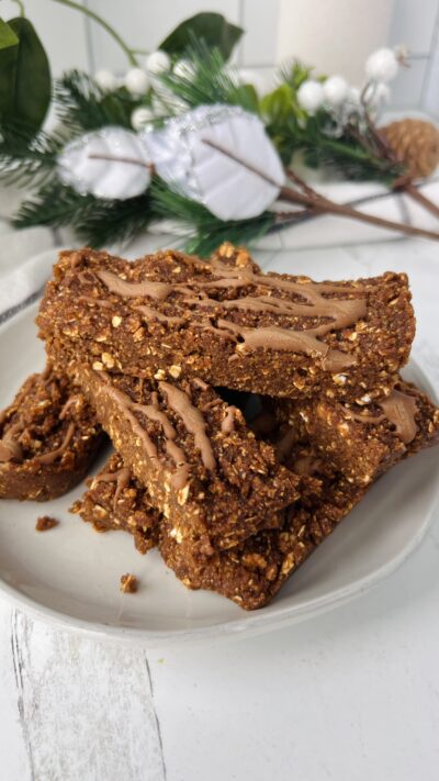 No Bake Gingerbread Granola Bars