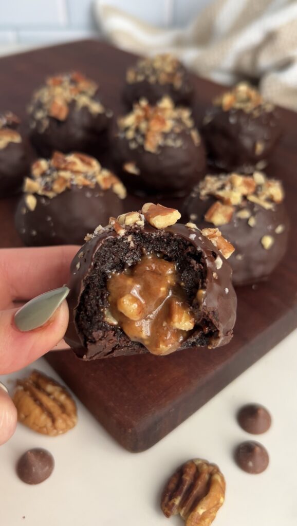 Pecan Pie Stuffed Brownie Bites by colleenshealthylife - FoodSocial
