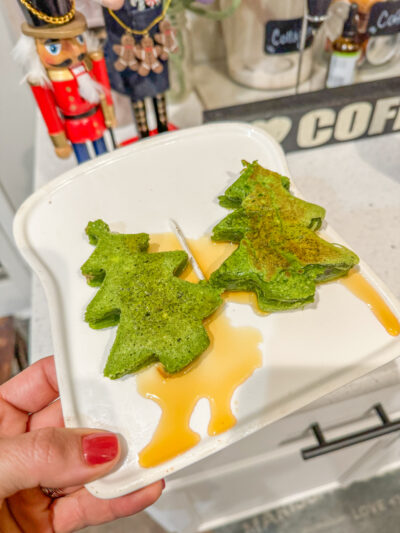 Christmas Tree Pancakes