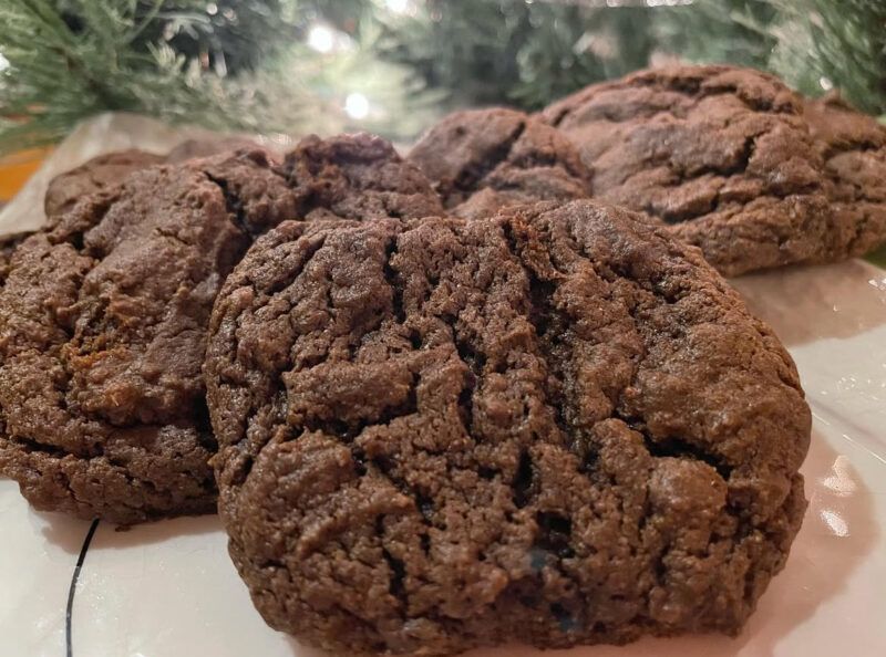 Gluten Free Chewy Ginger Molasses Cookies by Nutrition from a tiny Kitchen - FoodSocial