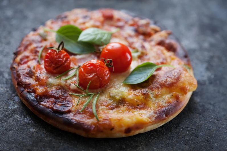 Air Fryer Pizza (50g+ Protein) by sturdysauce - FoodSocial