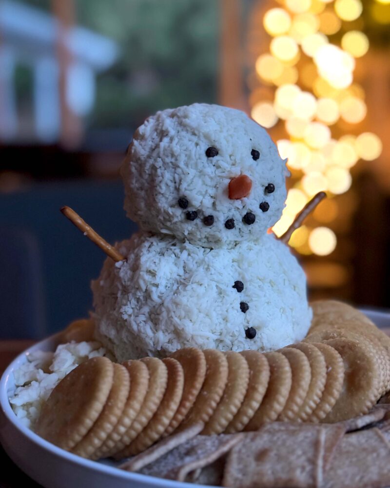 Snowman Cheese Ball by Reed Dunn - FoodSocial