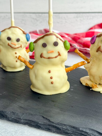 Snowman Cake Pops