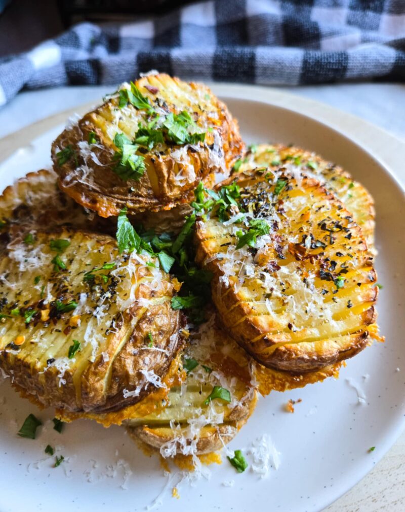 Cheesy Hassel Rounds by the_happy_veg - FoodSocial