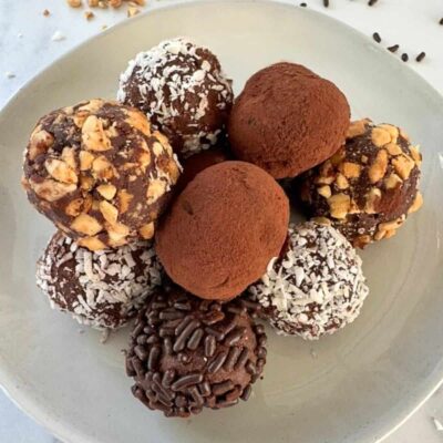 Homemade Dark Chocolate Truffles