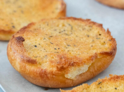 Protein Garlic Bread Pizza