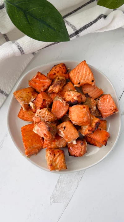 Honey Garlic Salmon Bites