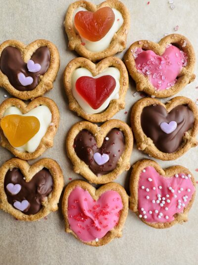 Pretzel Hearts