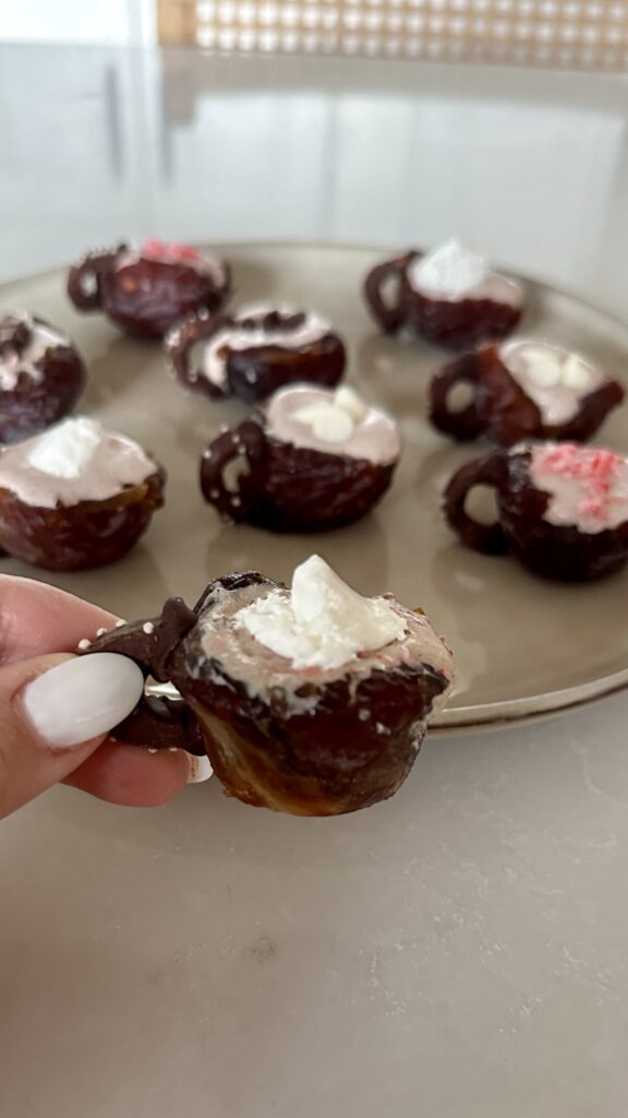 Hot Cocoa Protein Date Cups by Simplyhealthymama - FoodSocial