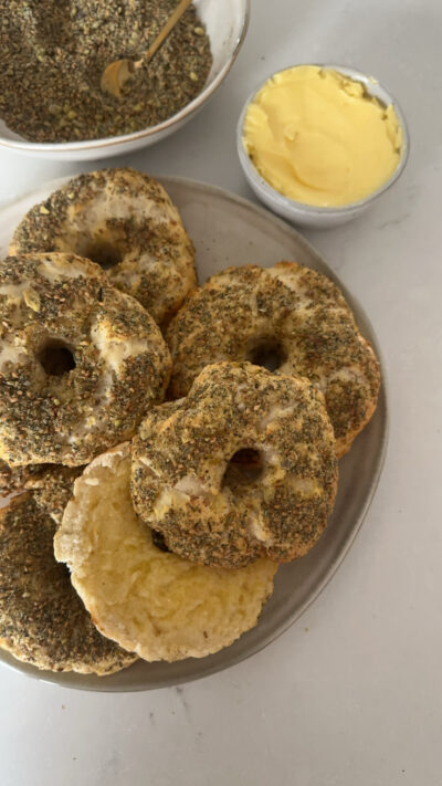 Za’atar Protein Bagels