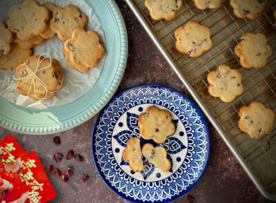 Keto Cranberry Shortbread Cookies