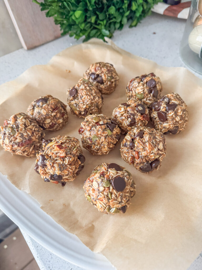 Granola Balls by Marissaswholelife - FoodSocial