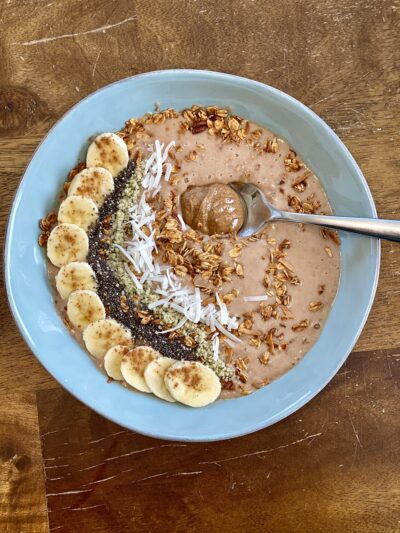 Oatmeal Cookie Smoothie Bowl