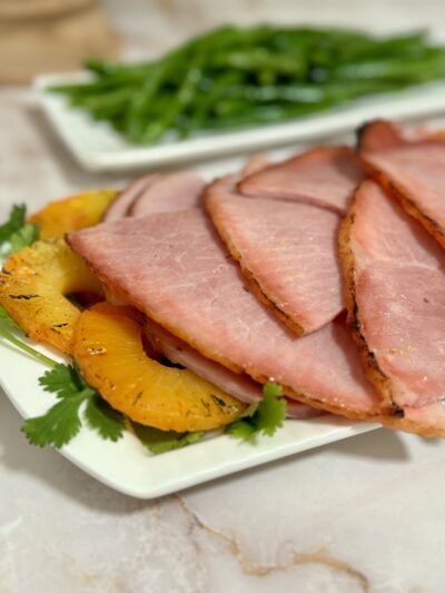 Jamón con Piña (Glazed Ham with Pineapples)