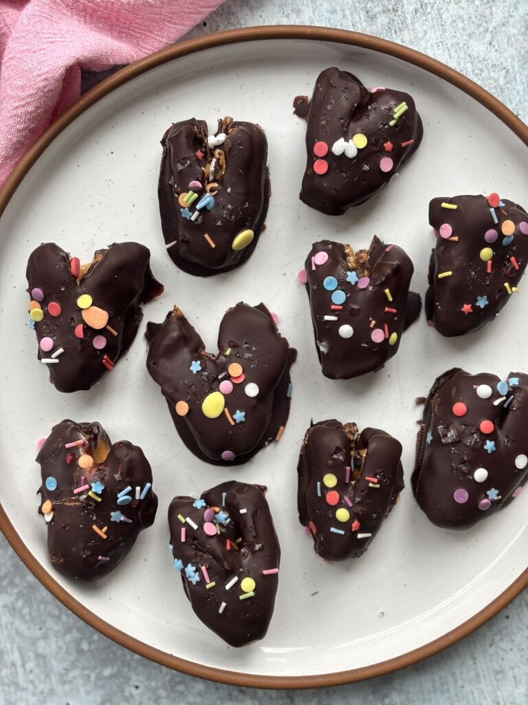 Chocolate Date Hearts (Gluten Free) by allisappetite - FoodSocial