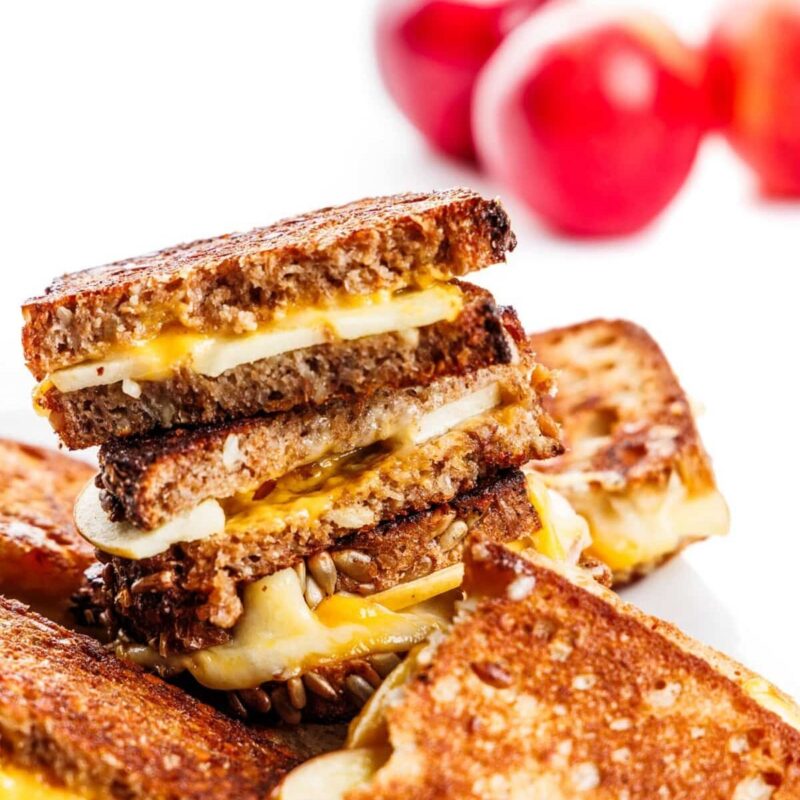 Grilled Cheese Sandwich with Apples by Liz Della Croce - FoodSocial
