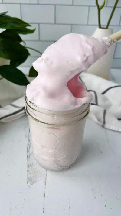 Homemade Pink Marshmallow Fluff