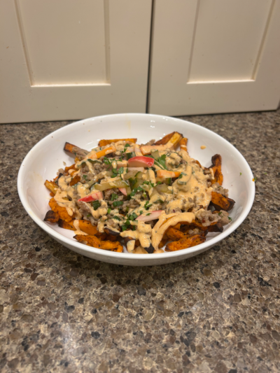 bánh mi loaded fries