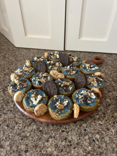 cookie monster protein cheesecake bites