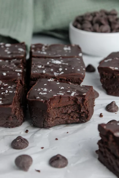 No Bake Protein Brownies