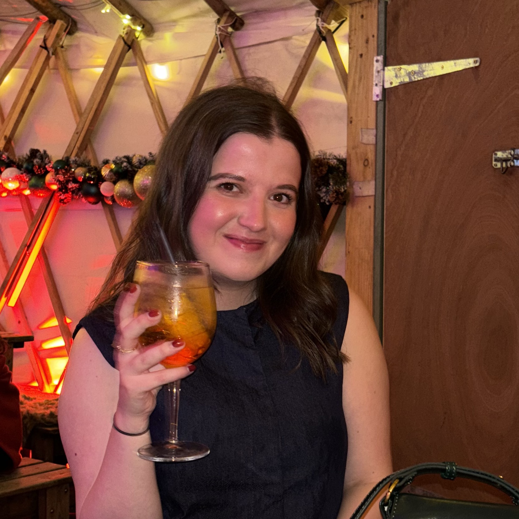 Head Shot: Rosie Howe