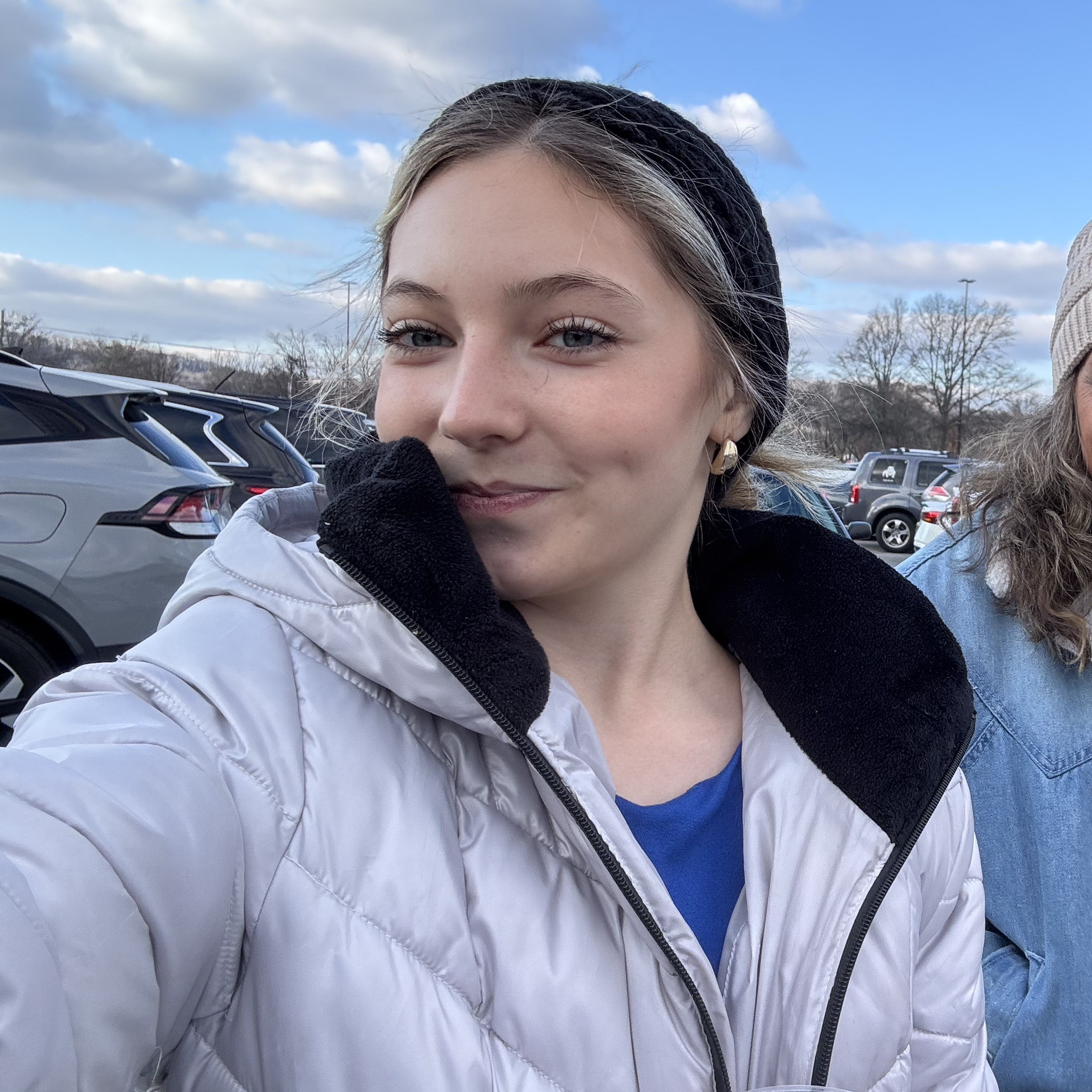 Head Shot: Leah Bradley