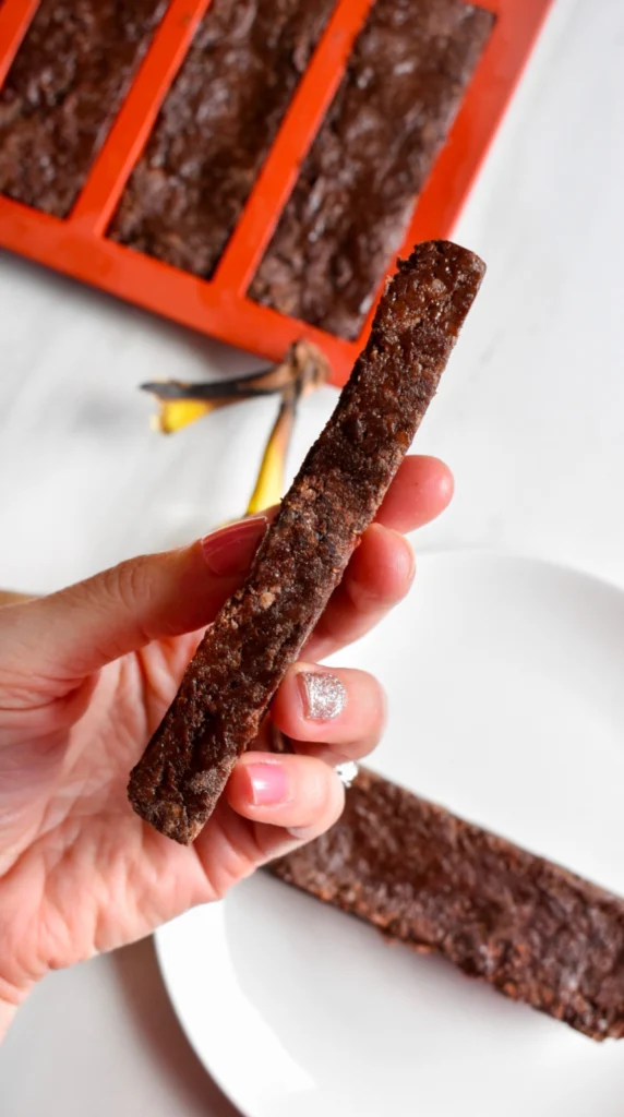 Banana Chocolate Protein Bar by joyfuleatsnbeats - FoodSocial