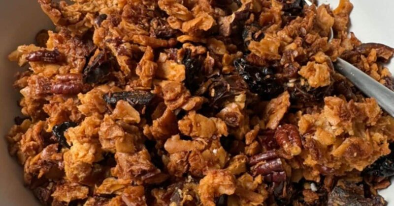 Passover Matzo Granola (GF) by A Sweet Thyme | Gwen Wolken - FoodSocial