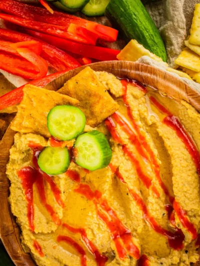 Spicy Garlic and Sriracha Hummus