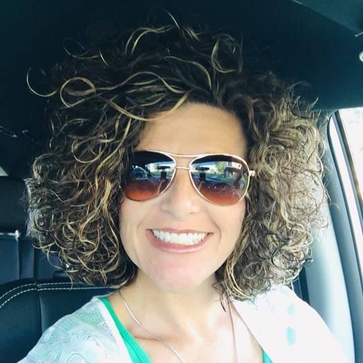 Head Shot: Veronica Gray