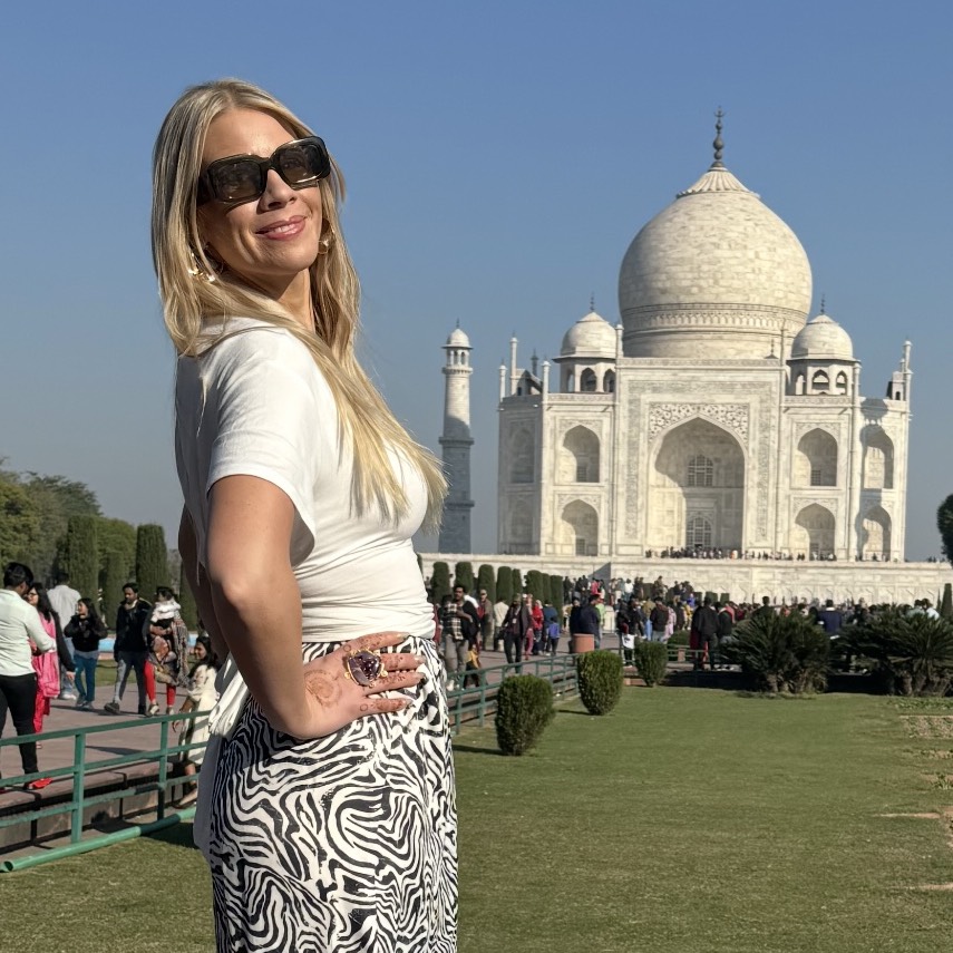 Head Shot: Karissa Piccioli