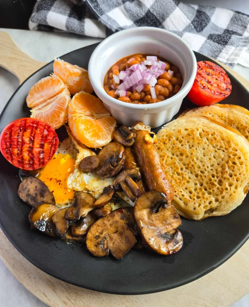 Big Vegetarian Brekkie For 2 by the_happy_veg - FoodSocial