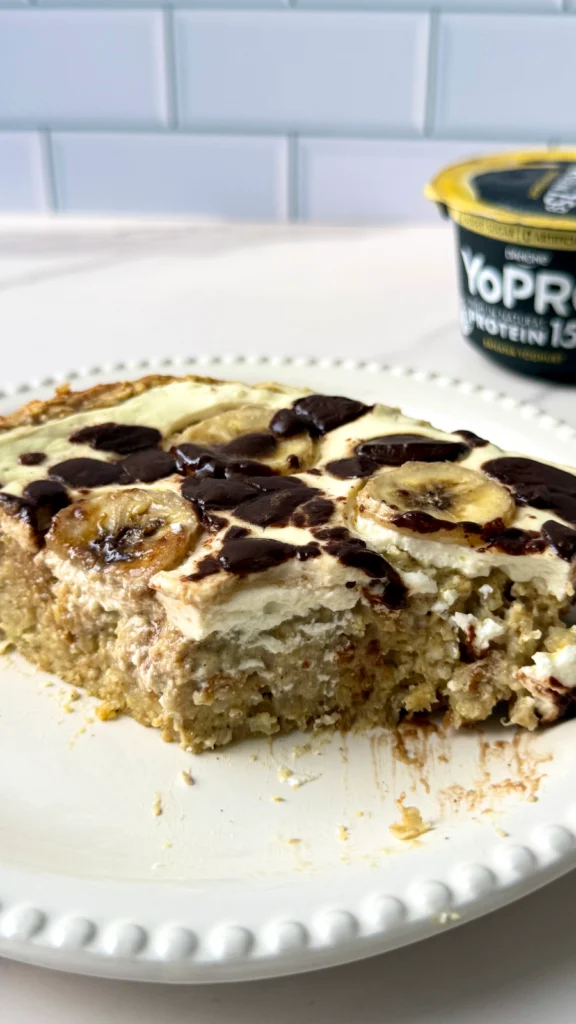 banana bread baked oats by Chenoa Hill - FoodSocial