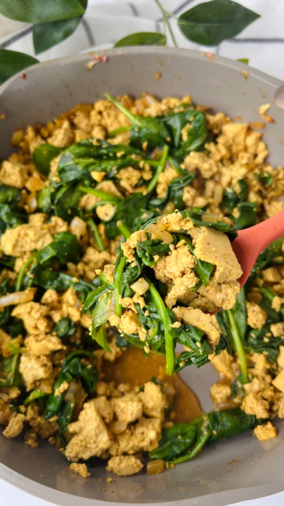 Smoky Tofu Breakfast Scramble by hollysbestlife - FoodSocial