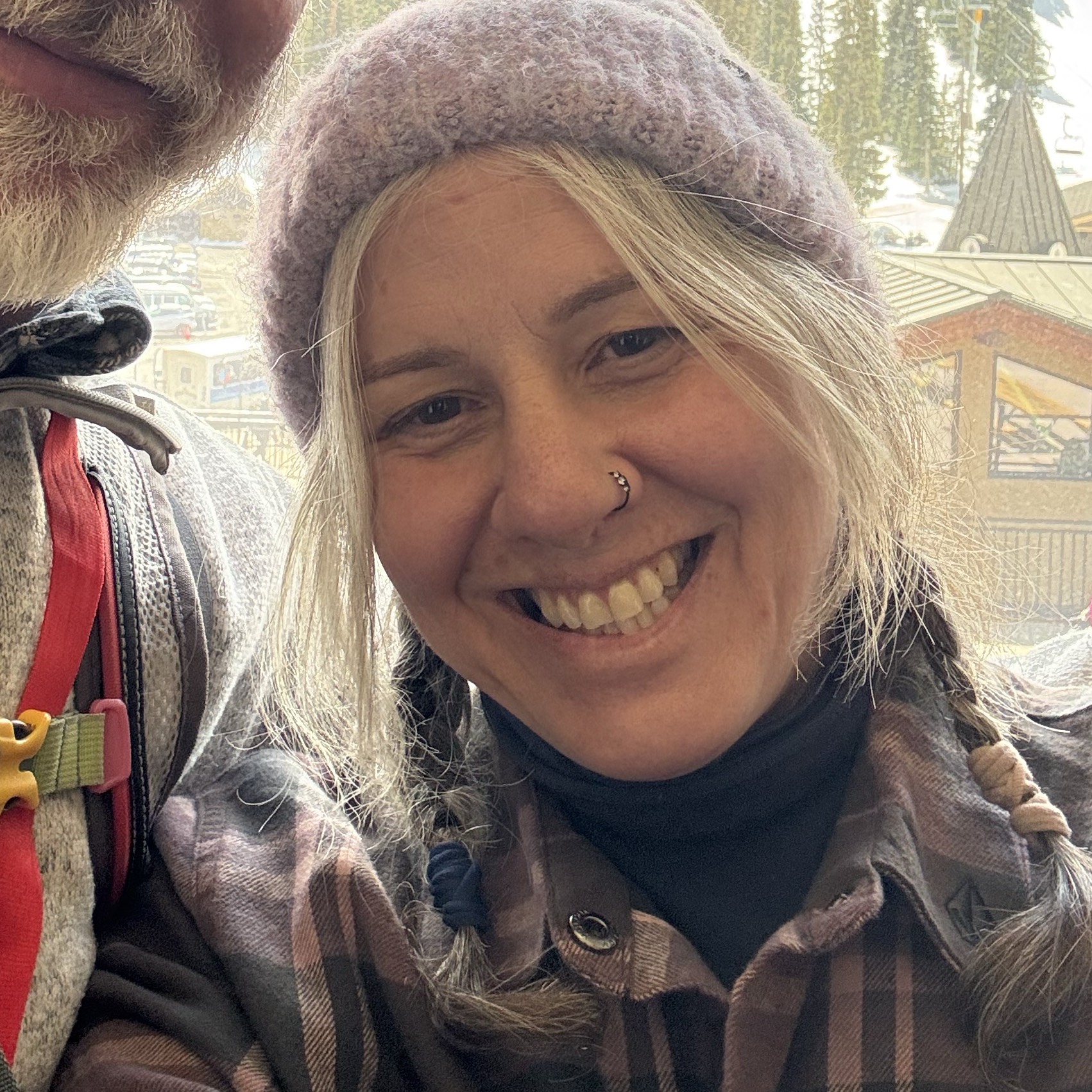 Head Shot: Jacalyn Lipk