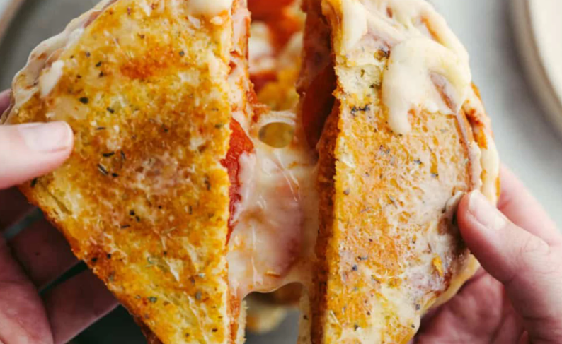 Leftover Pizza Sandwich–60g Protein! by sturdysauce - FoodSocial