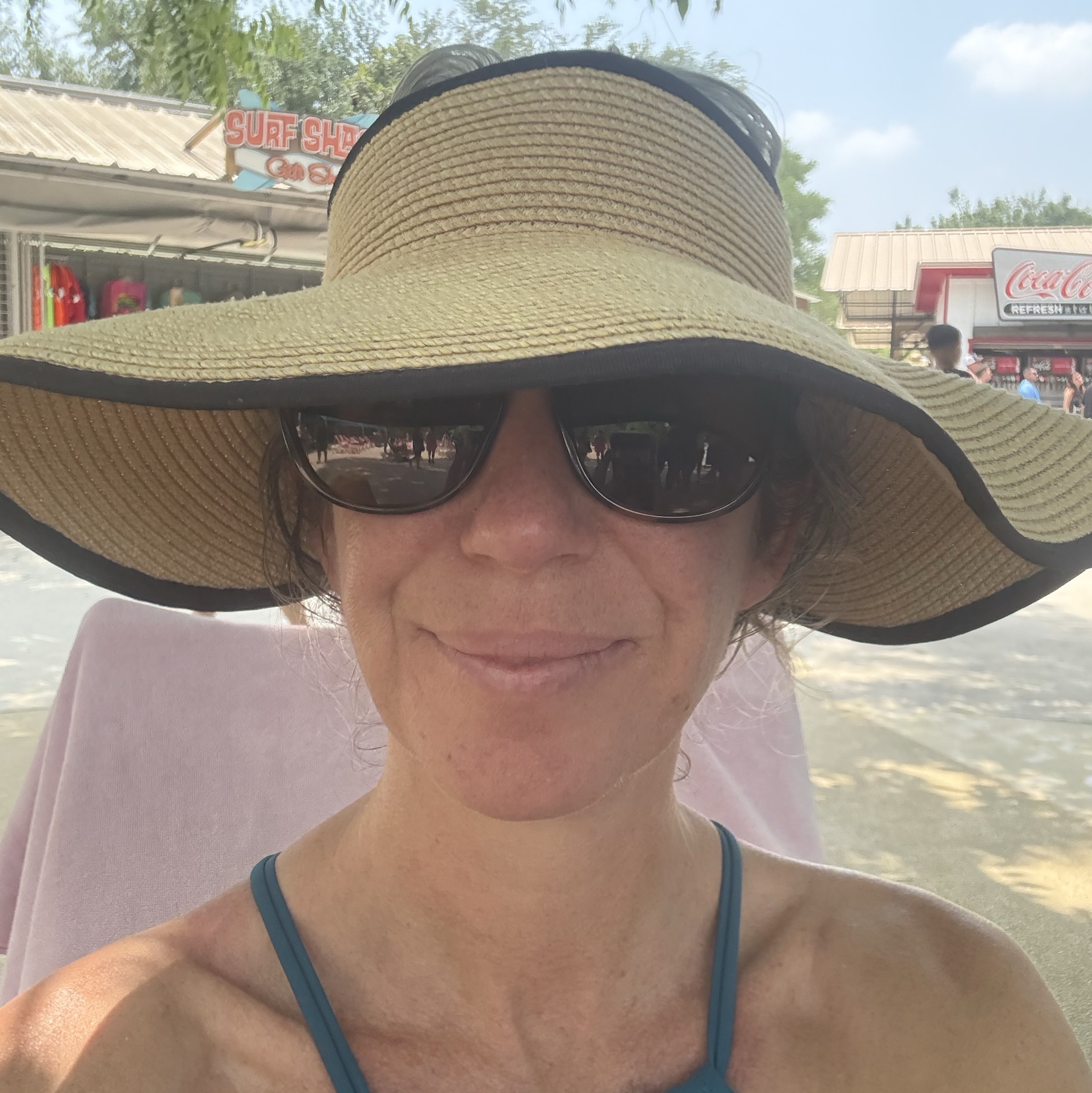 Head Shot: Kaya Robinson